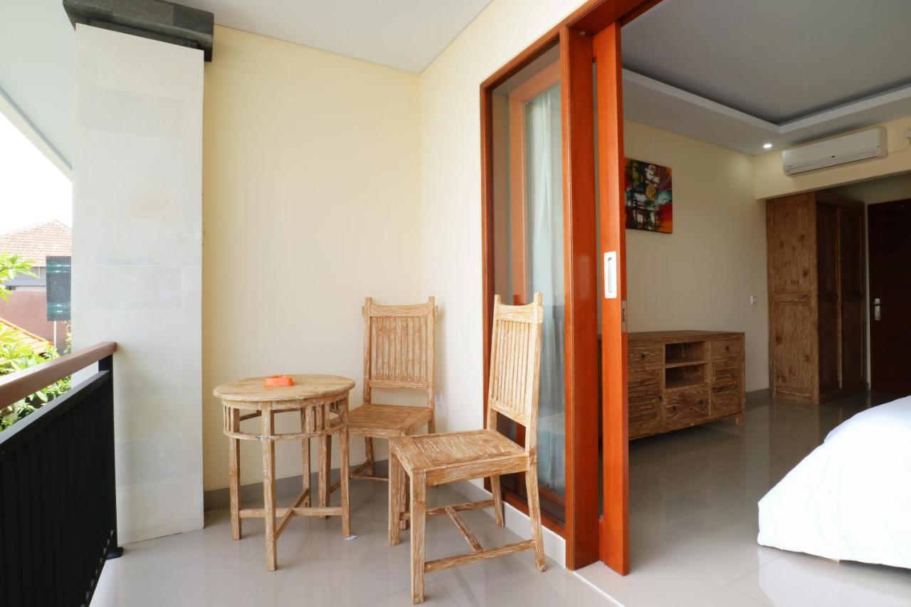 Lotus Bali Guest House Canggu Esterno foto