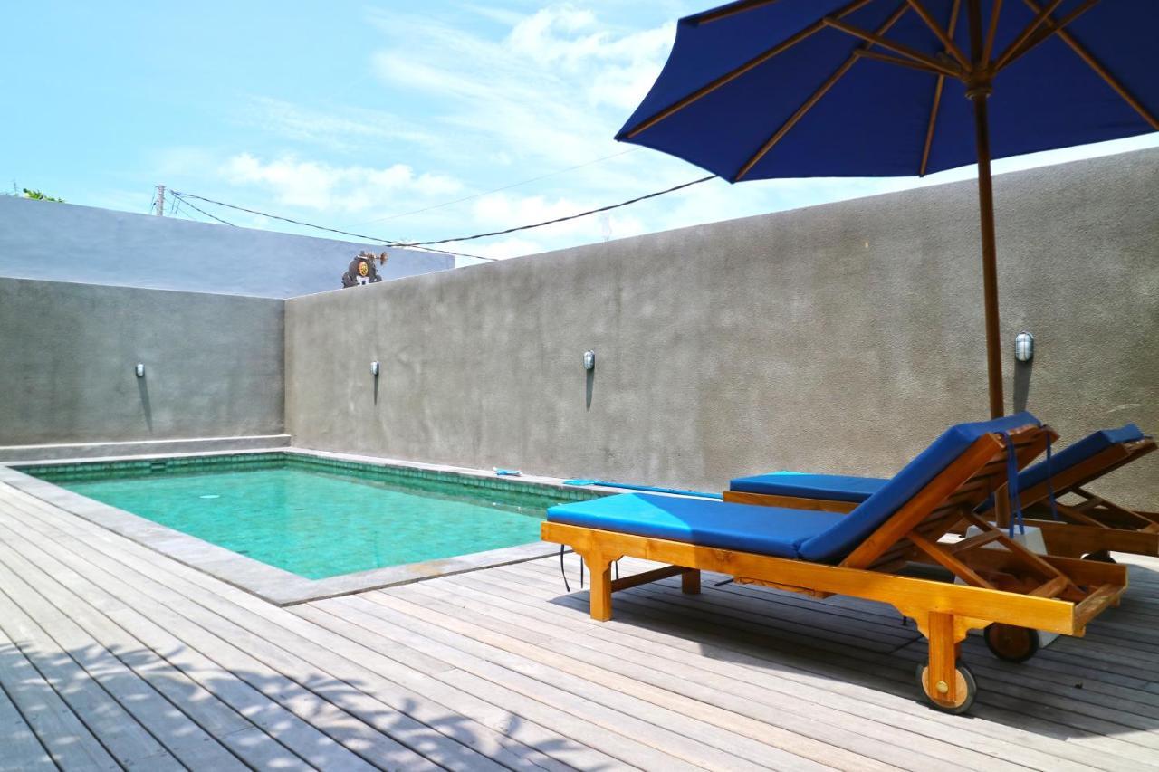 Lotus Bali Guest House Canggu Esterno foto