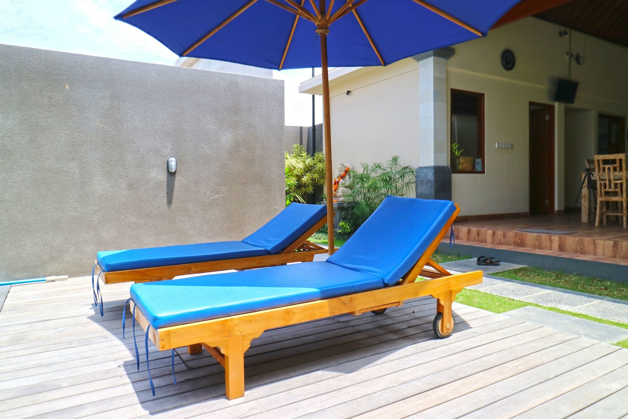 Lotus Bali Guest House Canggu Esterno foto